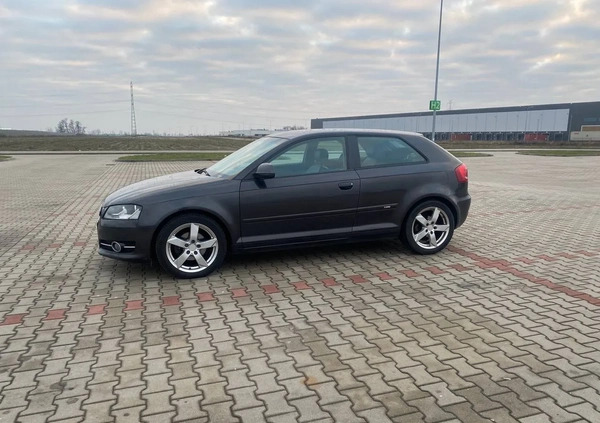Audi A3 cena 19000 przebieg: 188000, rok produkcji 2010 z Września małe 67
